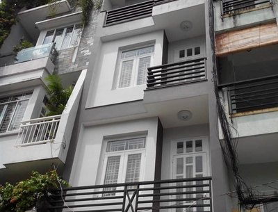 Cần bán nhà mặt tiền quận Bình Thạnh, gần chợ Bà Chiểu, dt 4.5x15m, giá 6 tỷ (TL)