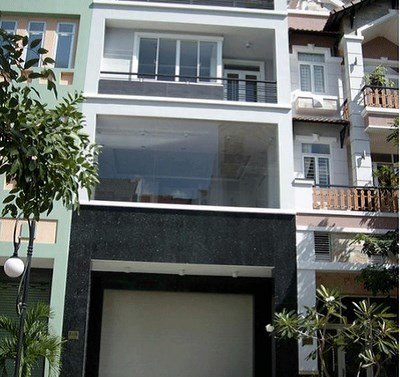 Cần bán gấp nhà mặt tiền đường lớn Quận 3, vị trí cực đẹp, thuận tiện kinh doanh spa, khách sạn