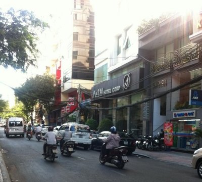 Bán nhà mặt tiền Quận 1 mặt tiền đường Đề Thám gần Trần Hưng Đạo