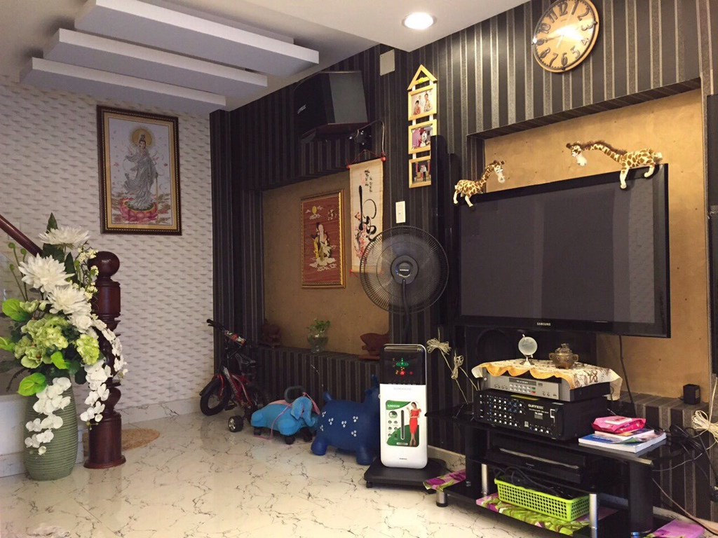 Cần bán nhà HXH đường Hoàng Hoa Thám, Bình Thạnh, 4x17m, giá 6 tỷ