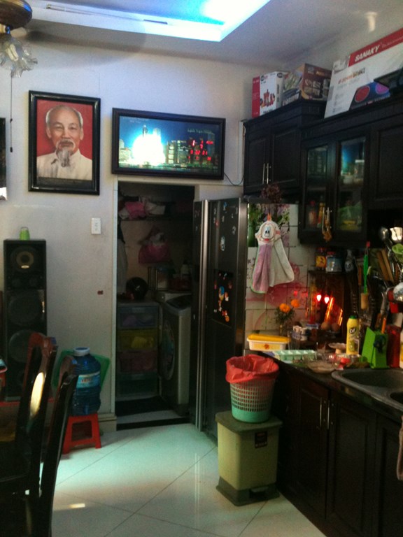 Bán 1 trệt 2 lầu đường 61 Phước Long B 1,6 tỷ/50m2