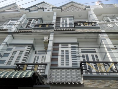 ​Bán nhà 1 trệt 2 lầu, giá 750 triệu, HXH đường TTH20, P.TTH, Q12