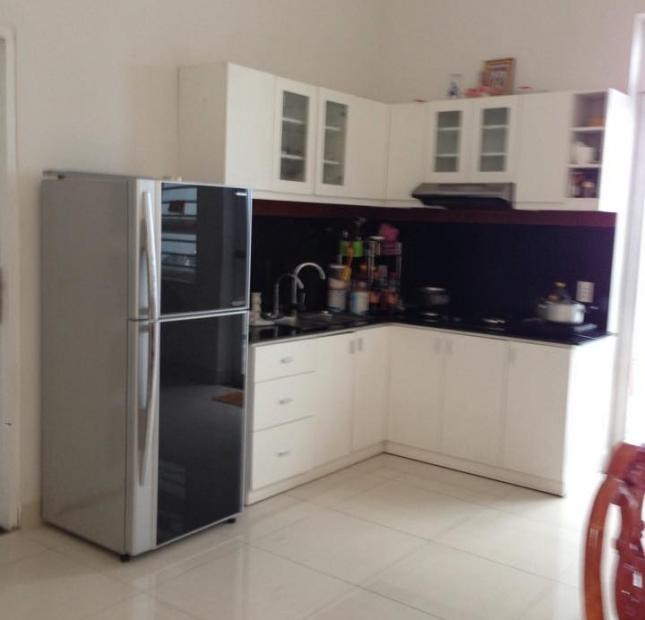 Cần bán nhà nhỏ, hẻm rộng, đường Nguyễn Đình Chiểu, khúc 2 chiều, DT: 3x10m, giá 3.5 tỷ