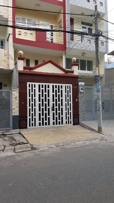 Nhà mới xây đường Nguyễn Văn Bứa Hóc Môn, giá 352 tr, sổ hồng bao sang tên
