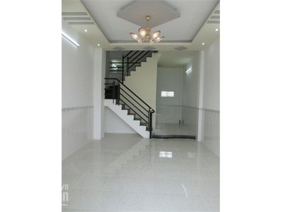 Kẹt tiền bán rẻ nhà đẹp 3 tấm, đường 4m, DTSD 90m2, giá 780tr