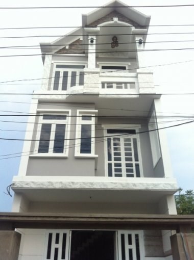Cần bán nhà phố HXH quận 1, dt: 4x15, 2 lầu mới, Giá bán 5,5 tỷ