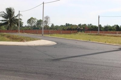 Bán Đất Ngay TTHC Quận 9, Đường Lã Xuân Oai Giá 400tr/62.5m2