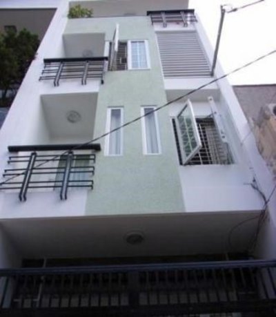 Bán nhà mặt tiền Nguyễn Sỹ Sách , DT 6,5x10m, giá 2,4 tỷ giá tốt.