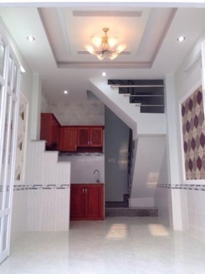 Bán Nhà Đẹp Gần Phú Mỹ Hưng, 1 Trệt 2 Lầu, Giá 670 Triệu, Hẻm Xe Hơi, Hình