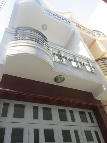 Cần bán nhà nhỏ, MT Võ Văn Tần, quận 3