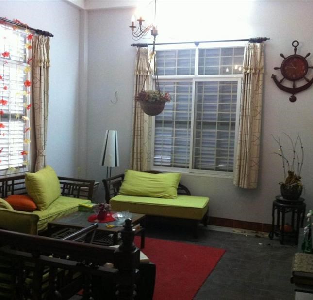 Cần bán nhà MT Hoa Huệ, P. 7, Phú Nhuận