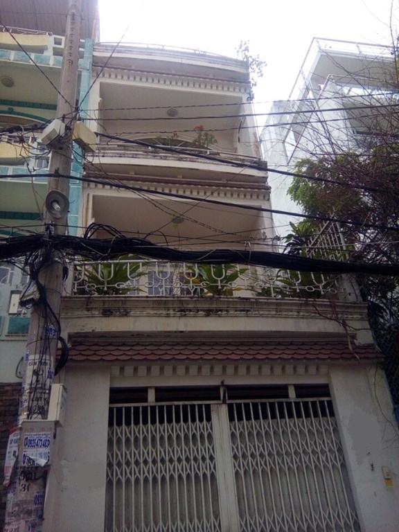 Cần tiền bán nhà hẻm xe hơi Lê Đức Thọ, Phường 15, Gò Vấp. DT: 4.1x16m. Giá: 2.8 tỷ