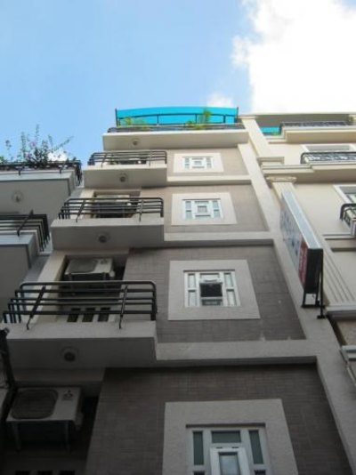 Bán nhà gần Clb Lan Anh Q3, tiện ở hoặc cho thuê