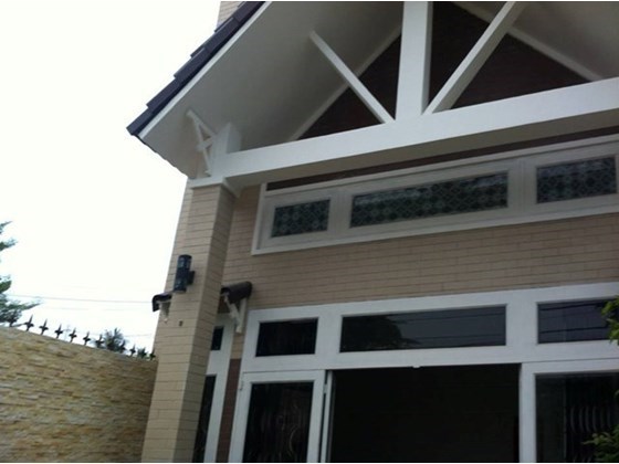 Bán gấp nhà HXH 1 sẹt thẳng đườg Lê Quang Định