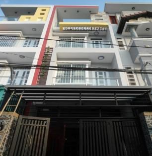 Cần bán gấp nhà mặt tiền bờ kè Trường Sa, P.Tân Định, Q. 1