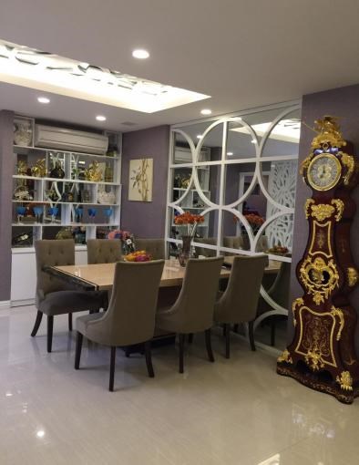 Cần bán nhà hẻm xe hơi đường Hoàng Hoa Thám, P.6, Bình Thạnh, DT: 4x17m