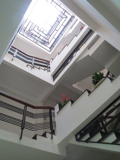 Cần bán nhà HXH Nhật Tảo, dt 4.1x18.3m, 2 lầu, sân thượng, giá 5.8 tỷ (TL)