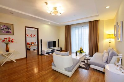 Bán căn hộ cao cấp Q.4, nhà đẹp, vị trí thuận tiện, dễ ở dễ đầu tư.