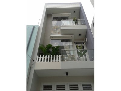 Cần bán nhà mặt tiền Võ Văn Tần , Q. 3, dt: 76m2, 3 tầng, giá bán 18,5 tỷ