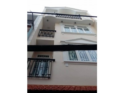 Nhà 6x9,5m Thích Quảng Đức p5 PN.