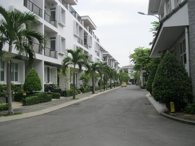 Bán nhà MTNB khu Phan Xích Long, dt 4x10m, giá 4.2 tỷ