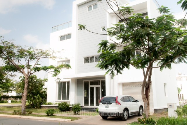 Nhà phố, biệt thự KĐT Phú Mỹ Hưng 2 chỉ với 18t