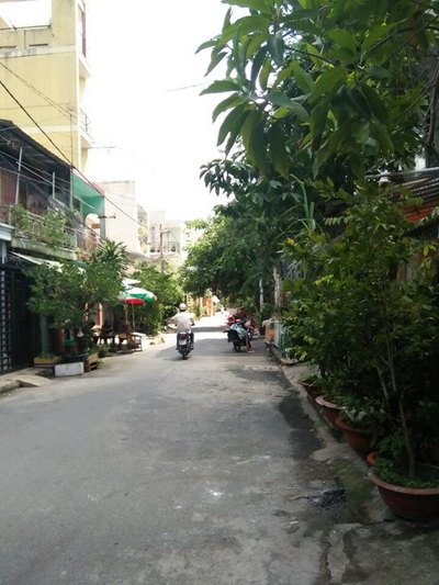 Cần bán nhà nát hẻm xe hơi đường Nguyễn Cửu Vân, Bình Thạnh, 4x30m, nở hậu