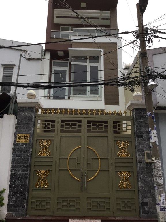 Bán hoặc cho thuê nhà phố ngay trung tâm quận Bình Thạnh