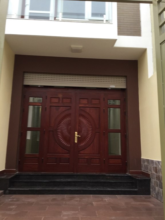 Bán hoặc cho thuê nhà phố ngay trung tâm quận Bình Thạnh