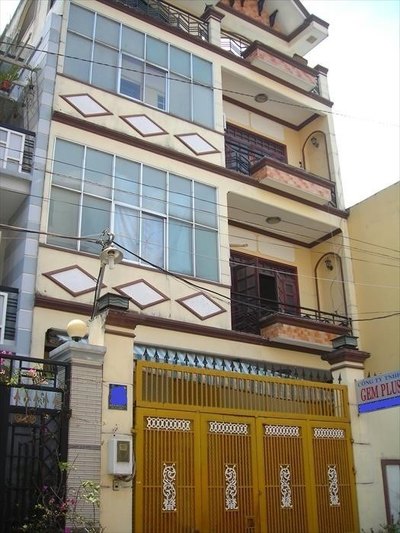 Bán nhà Cách Mạng Tháng 8. Q.10. DT: 8x21, Trệt,2L – 10.8tỷ