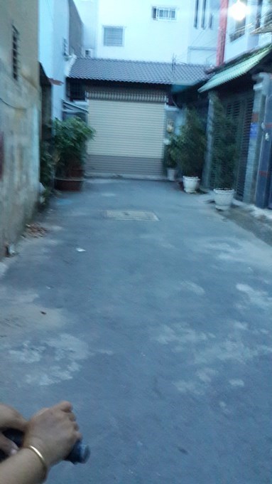 Bán nhà đẹp hẻm 7m thông đúc 3 tấm giá 2,1 tỷ