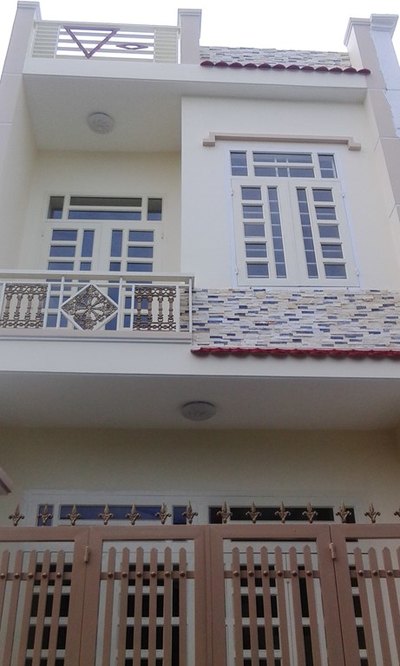 Nhà phố 4x8, 1 lầu 1 trệt, đầy đủ tiện nghi chỉ 560 triệu