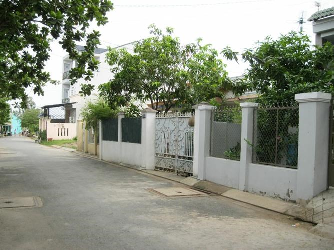 Bán đất mặt tiền đường nhựa 10m, 4.5mx10m, giá 1.3 tỷ