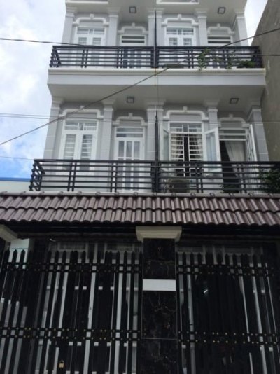 Bán nhà phố cao cấp 1 trệt, 2 lầu đường Huỳnh Tấn Phát, chỉ với 875tr