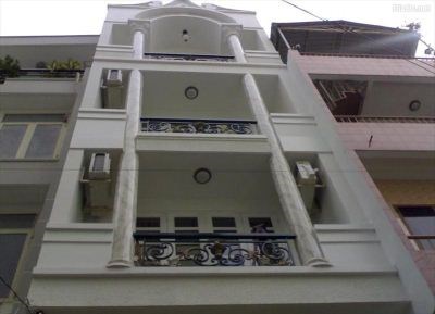 Bán nhà Q Phú Nhuận MT Đường Hoa, 4 X 20m 1 trệt 3 lầu, giá 9,7 tỷ