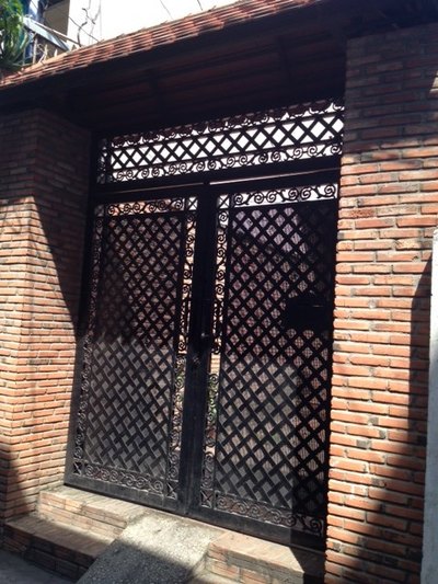 Bán gấp nhà mặt tiền Trần Nhật Duật, P. Tân Định, Q.1 DT: 4,5x17 8,5 tỷ ( T