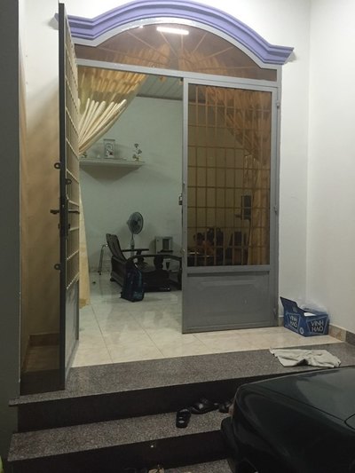 Bán gấp mặt tiền Lê Văn Việt, TNP A 3,5 tỷ/100m2