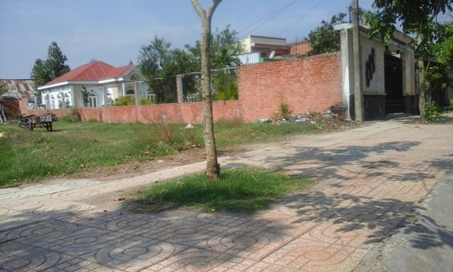 Bán Gấp 200m2 Đất Thổ Cư Chỉ 1,5tr/M2 Sổ Hồng Bao Sang Tên Nằm Sát Kcn