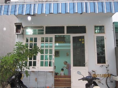 Bán nhà mặt tiền đường Đỗ Xuân Hợp 4 tỷ/93m2