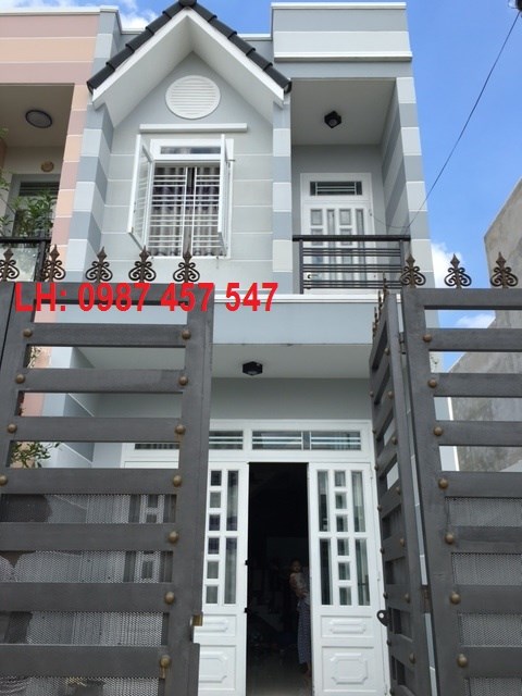 Bán gấp Nhà Quận 12, DT: 4m x 19m - sân đậu oto Phường Thạnh Xuân (1,55 Tỷ)