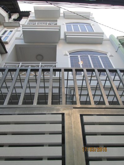 Bán nhà mt hxh 339 Tô Hiến Thành . p12, q10