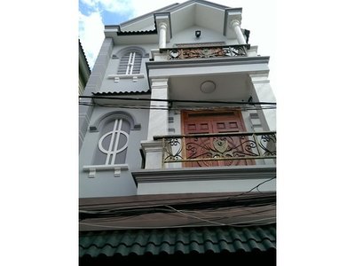 Bán nhà phố, Đường Trường Sa, Q 3