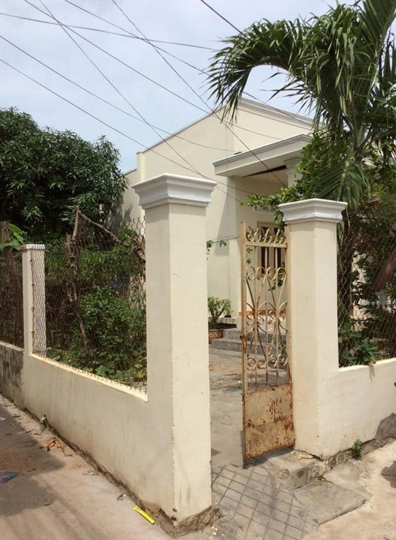 Bán nhà : Nhà MT, đường Nguyễn Bỉnh Khiêm ,Q1