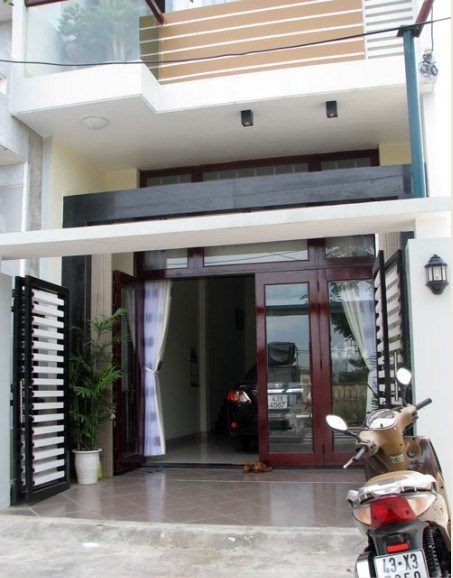 Bán biệt thự mini Phạm Văn Đồng đúc 3 tấm 1 trệt 2 lầu, 3,5 tỷ