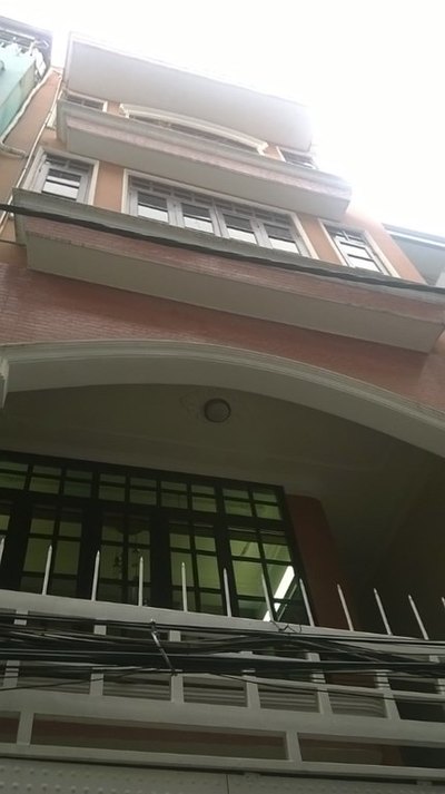 Nợ ngân hàng, bán nhà HXH khu CX Nguyễn Trung Trực – P12 – Q. 10