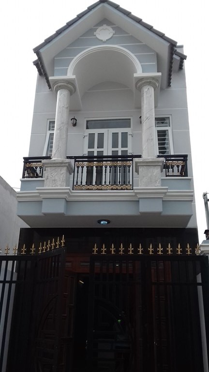 Bán nhà hẻm ngay gần UBND Thạnh Xuân giá 750tr, SHR, chính chủ