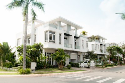 Cần bán nhà phố Phú Mỹ Hưng 2, thanh toán 910 triệu (30%) nhận nhà+sổ Hồng