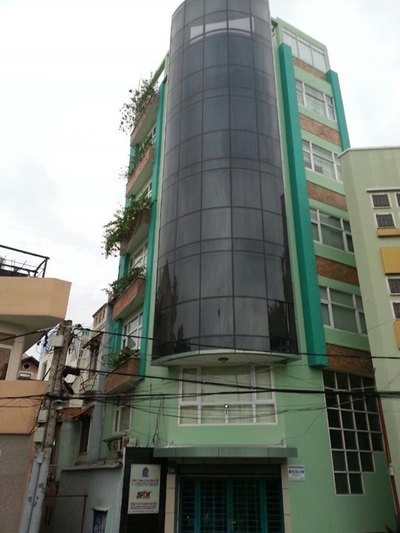 Bán nhà : Nhà phố Lý Chính Thắng, P7,Q3