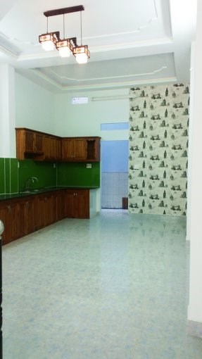 Bán nhà tuyệt đẹp 4x16m, 1 trệt 1 lầu, giá 1.65 tỷ, hẻm 1135 Huỳnh Tấn Phát