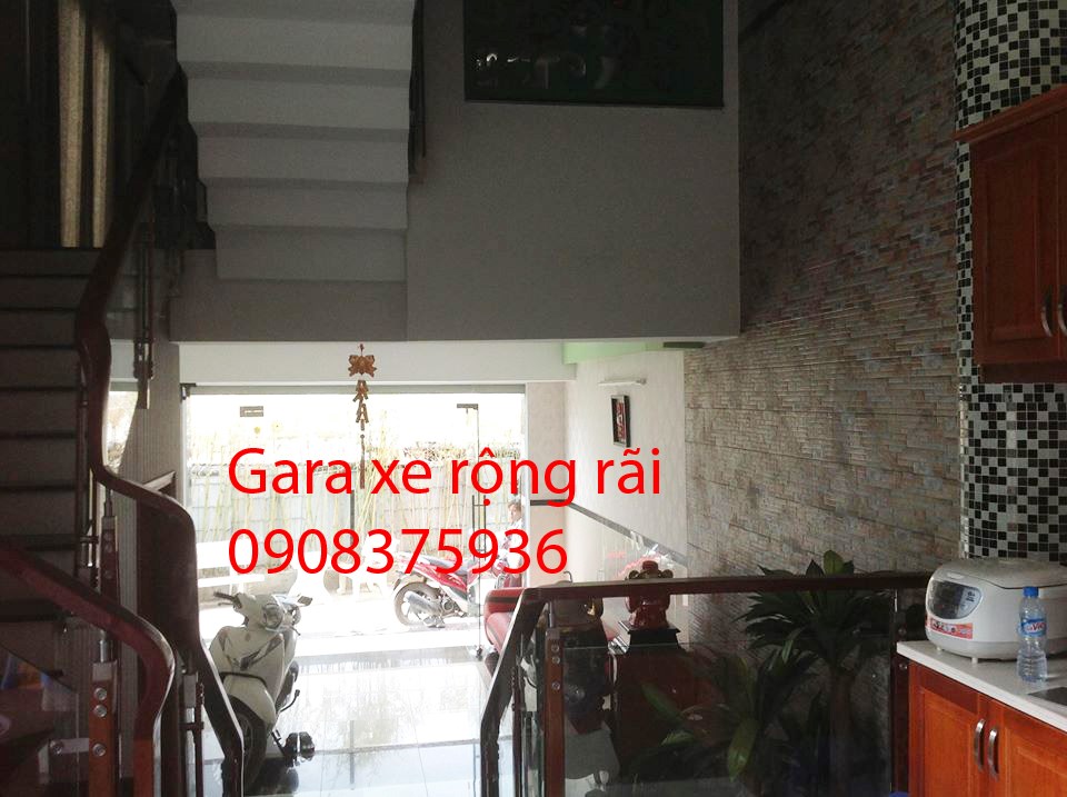 Bán nhà tuyệt đẹp 4x16m, 1 trệt 1 lầu, giá 1.65 tỷ, hẻm 1135 Huỳnh Tấn Phát